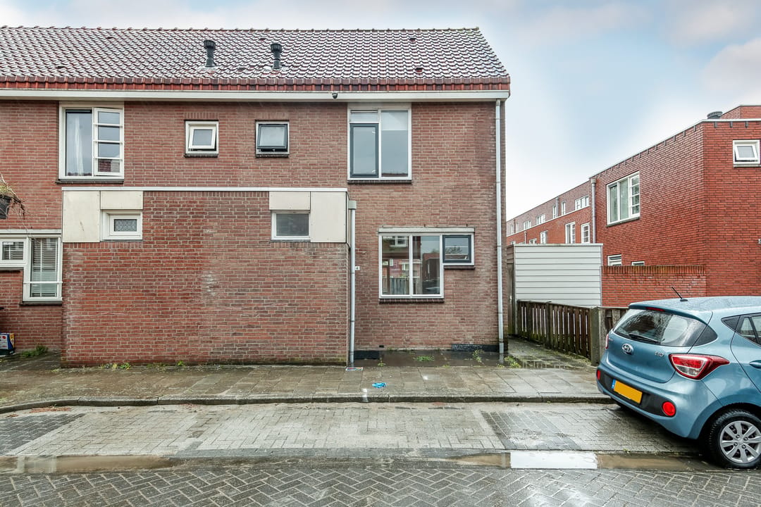 For rent: Almere / €2200.00 p.m. / 110.00m2