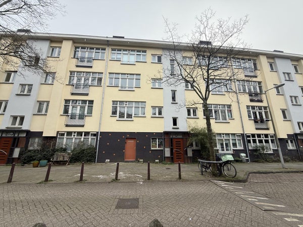 For rent:  Amsterdam  / €2250.00 p.m. / 118.00m2