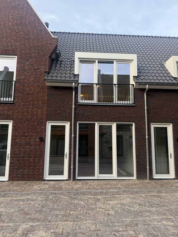 For rent:  Best  / €1875.00 p.m. / 84.00m2