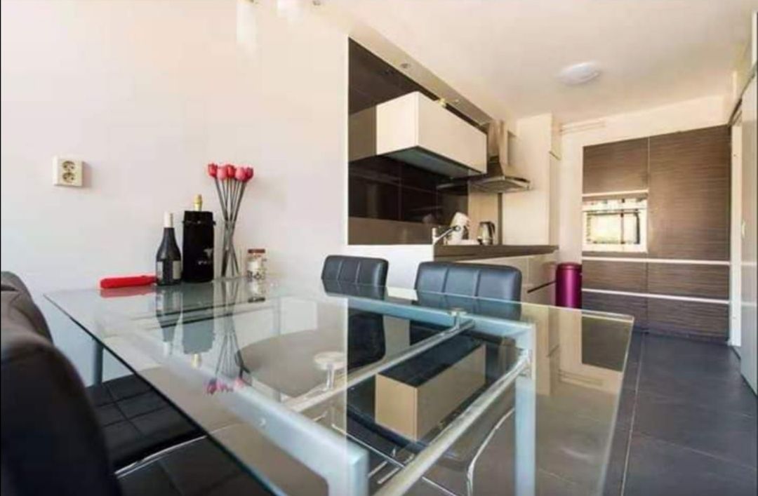 Te huur: Amsterdam / €1600 p.m. / 15m2