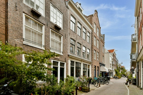 Te huur:  Amsterdam  / €2250 p.m. / 42m2