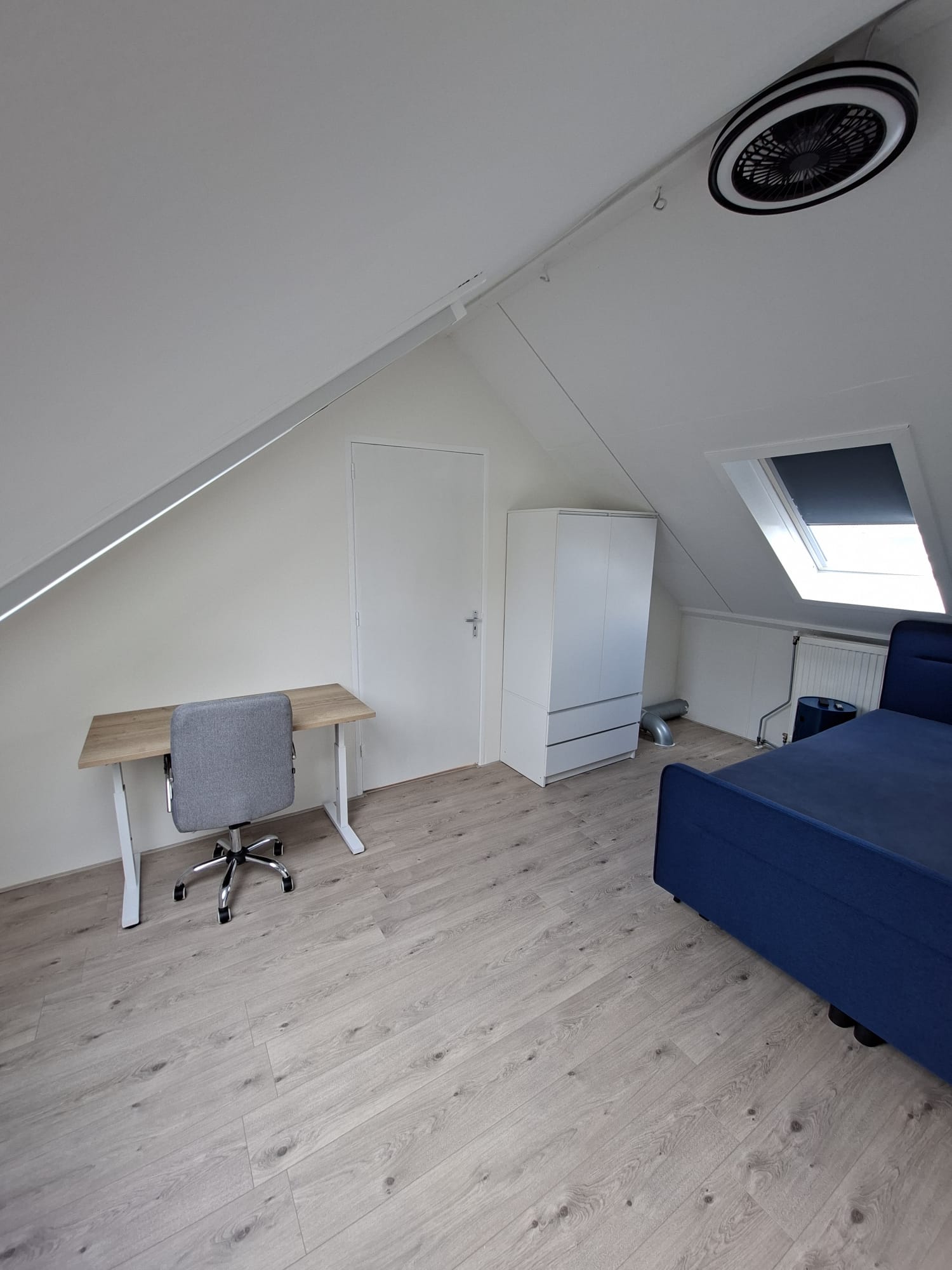 For rent: Almere / €900 p.m. / 30m2