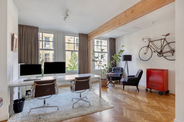 Te huur:  Rotterdam  / €3000 p.m. / 200m2