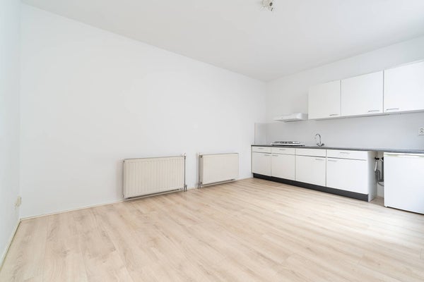 For rent: Leiden / €11101310.00 p.m. / 39.00m2