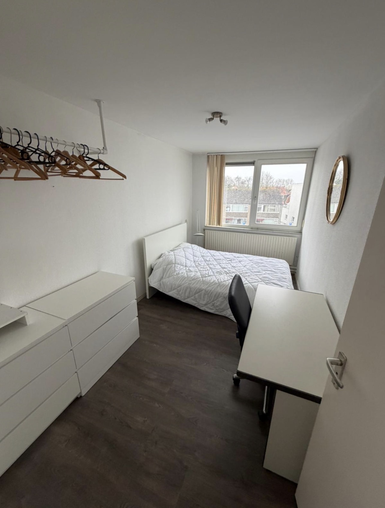 For rent: Wormer