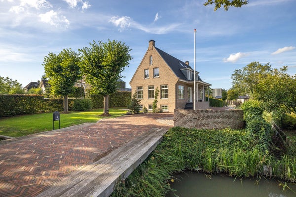 Te huur:  Nieuwegein  / €7000 p.m. / 290m2