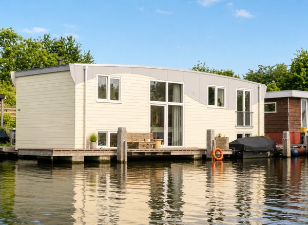 For rent:  Amsterdam  / €2750.00 p.m. / 110.00m2