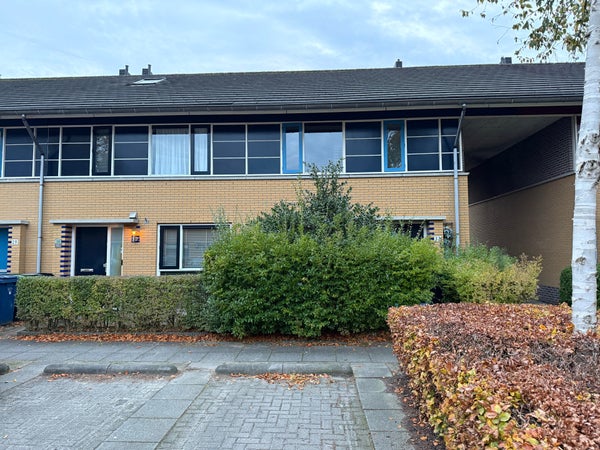 For rent: Almere / €2300.00 p.m. / 113.00m2