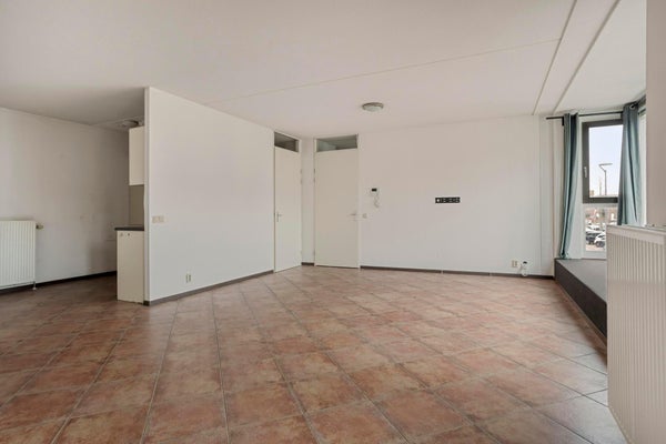 Te huur:  Almere  / €1900,00 p.m. / 100,00m2