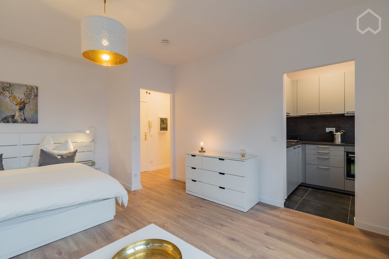 Te huur: Den Haag / €650 p.m. / 39m2