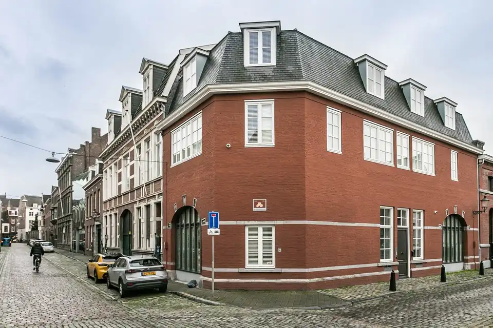 Te huur: Maastricht / €2850 p.m. / 120m2