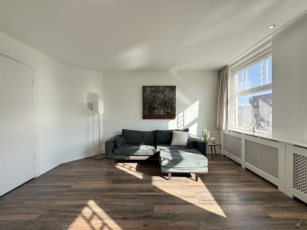 For rent: Amsterdam / €2450 p.m. / 58m2