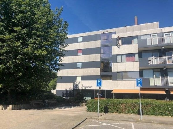 For rent: Hoogvliet Rotterdam / €825.00 p.m. / 52.00m2