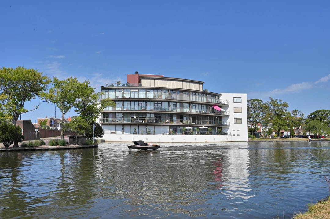 For rent: Rijswijk (ZH) / €2300 p.m. / 94m2