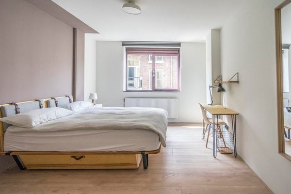 Te huur:  Den Haag  / €3340,00 p.m. / 84,00m2