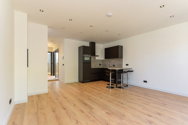For rent:  Rotterdam  / €2224.00 p.m. / 100.00m2