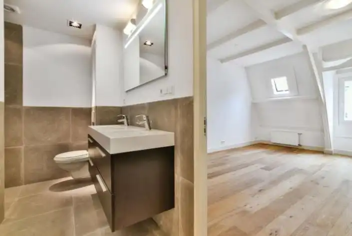 For rent: Amsterdam / €2650 p.m. / 85m2