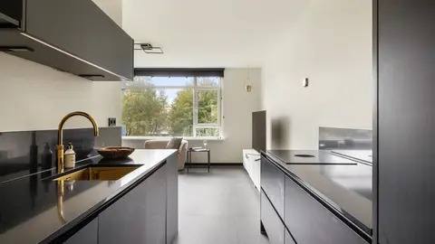 For rent: Amsterdam / €2950.00 p.m. / 90.00m2