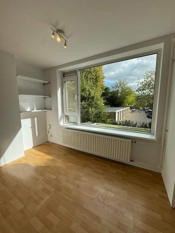 For rent:  Amsterdam  / €2592 p.m. / 70m2