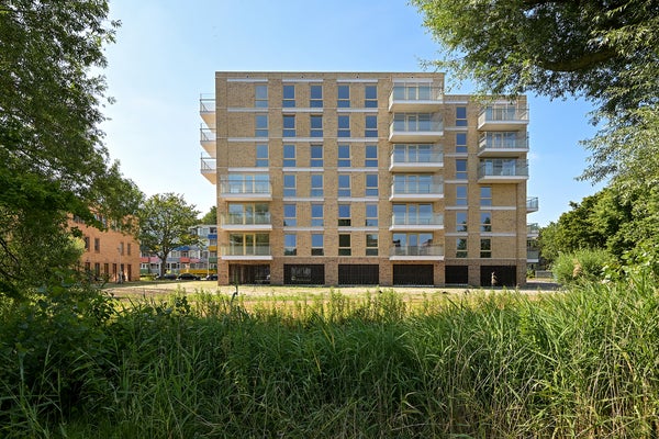 For rent: Den Haag / €2306.00 p.m. / 80.00m2