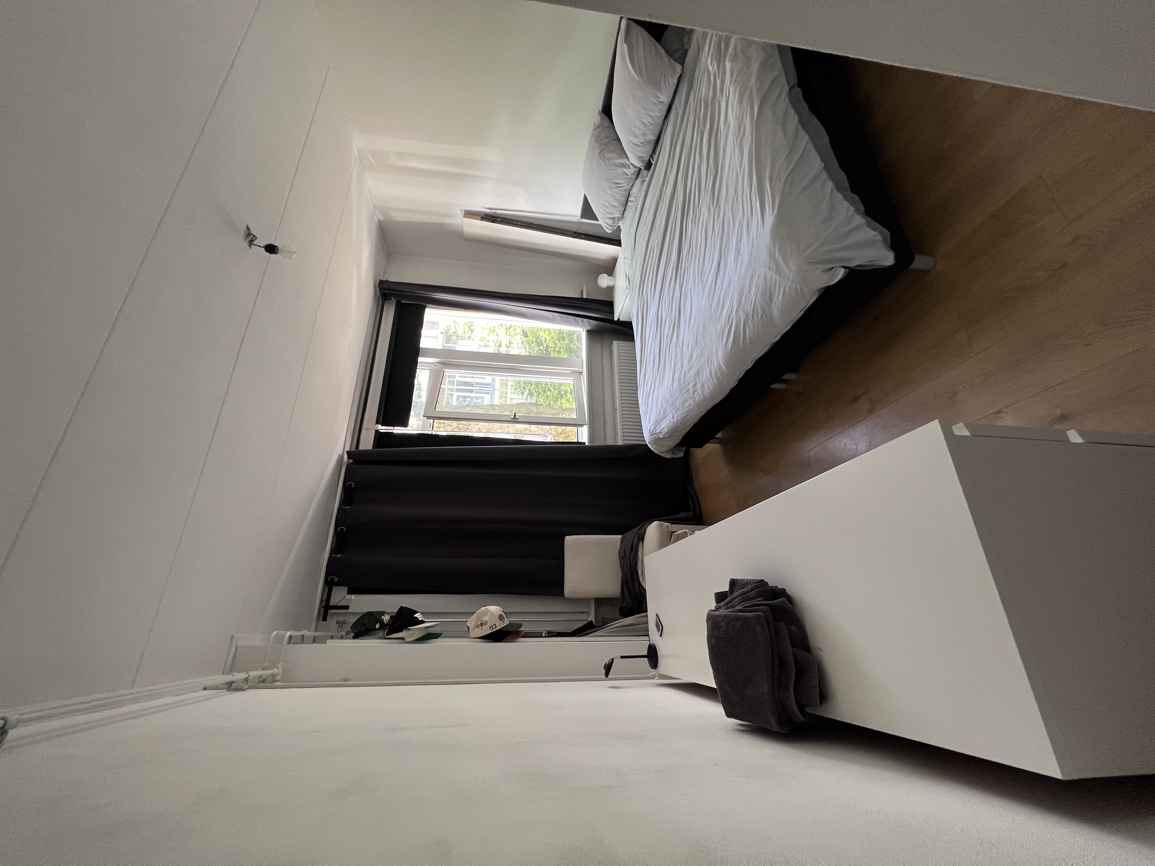 For rent: Amsterdam / €3000 p.m. / 100m2