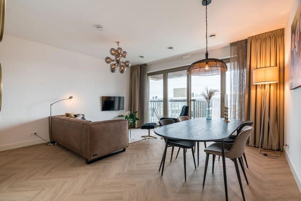 For rent:  Den Haag  / €2300 p.m. / 67m2