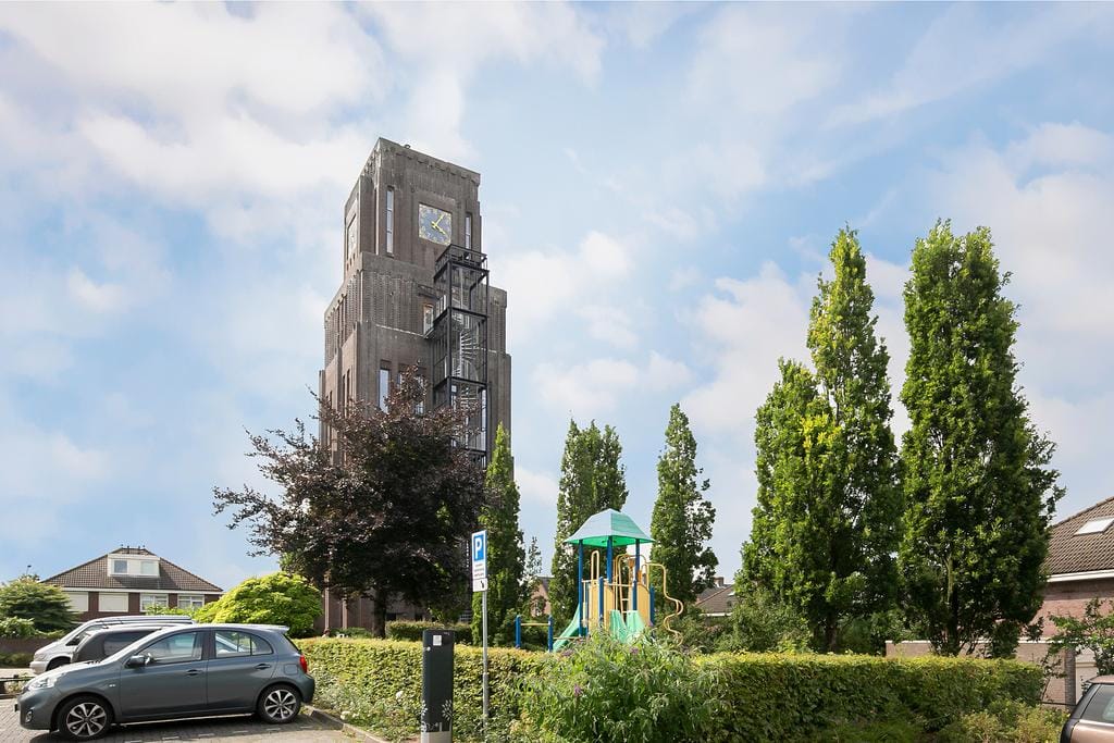 For rent: Moordrecht / €1950.00 p.m. / 210.00m2