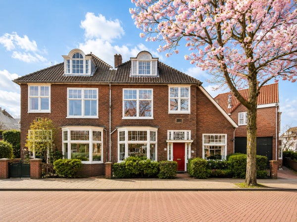 Te huur:  Haarlem  / €5250 p.m. / 220m2