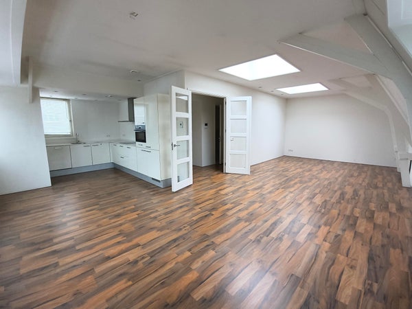 Te huur: Hilversum / €25002515,00 p.m. / 124,00m2