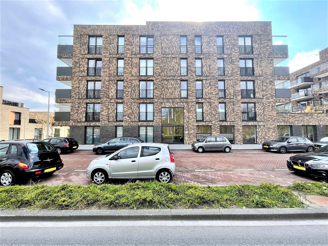 For rent: Amsterdam / €2150.00 p.m. / 54.00m2