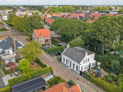 For rent: Strijen / €1975 p.m. / 155m2
