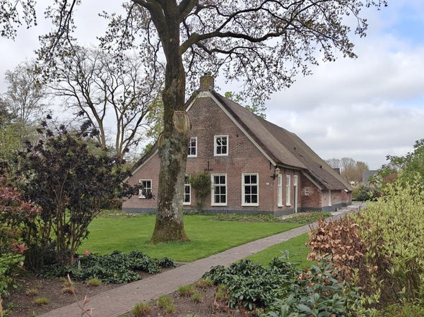 Te huur: Zeijen / €2500,00 p.m. / 402,00m2