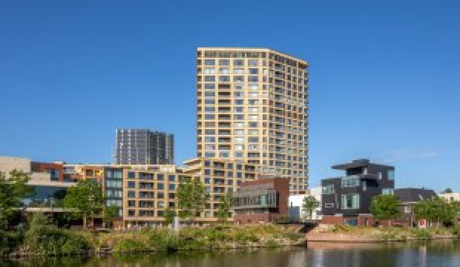 For rent: Amsterdam / €2195.00 p.m. / 94.00m2