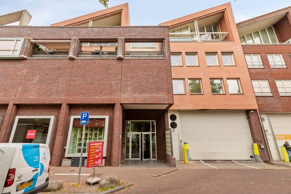 Te huur: Nieuw-Vennep / €2400 p.m. / 111m2