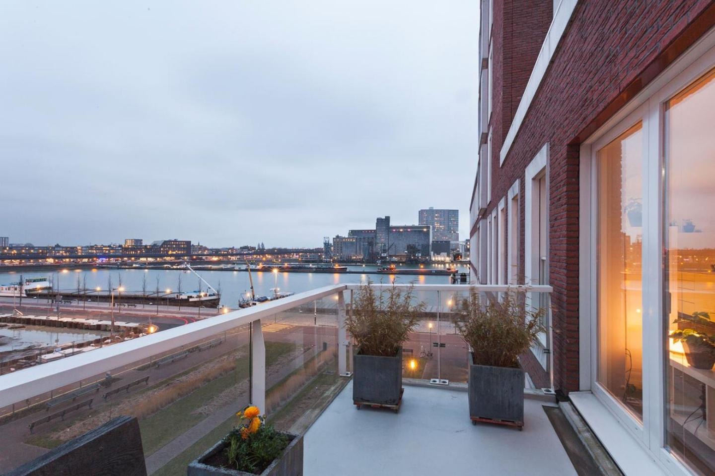 Te huur: Rotterdam