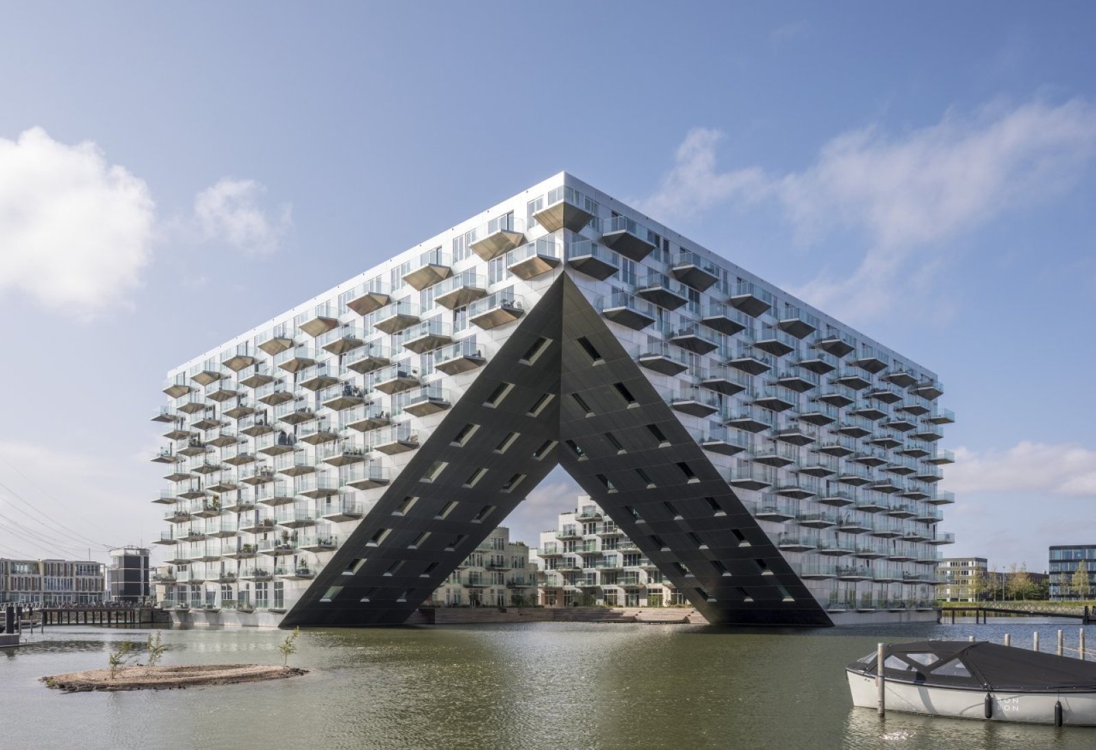 Te huur: Amsterdam / €2395 p.m. / 80m2