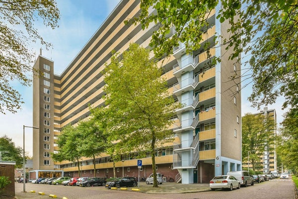 Te huur:  Amsterdam  / €2999 p.m. / 70m2