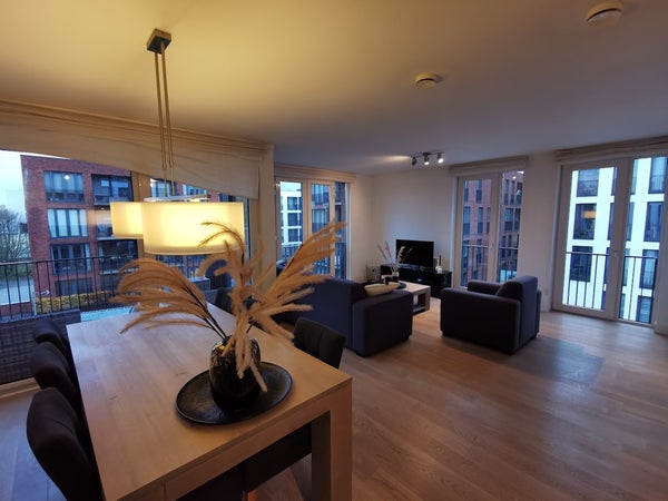 Te huur: Zaandam / €2300 p.m. / 83m2