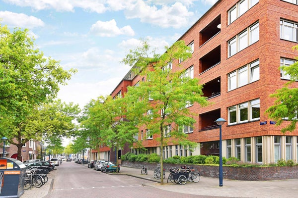 For rent: Amsterdam / €2350.00 p.m. / 99.00m2
