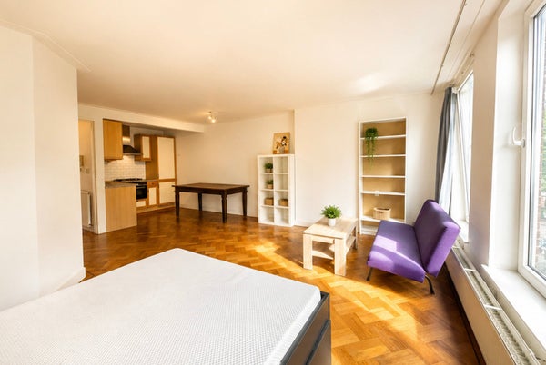 Te huur:  Amsterdam  / €2300,00 p.m. / 63,00m2