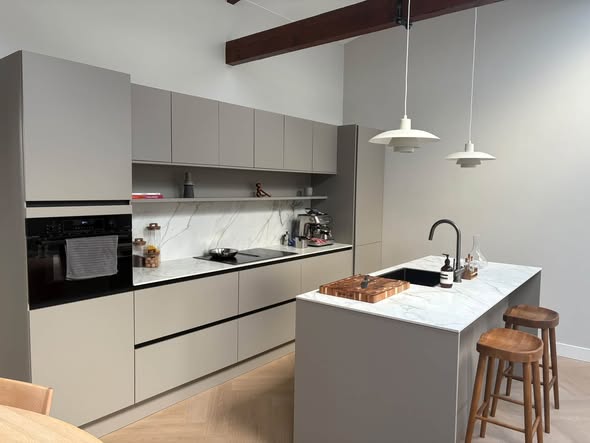 Te huur: Amsterdam / €1800 p.m. / 16m2