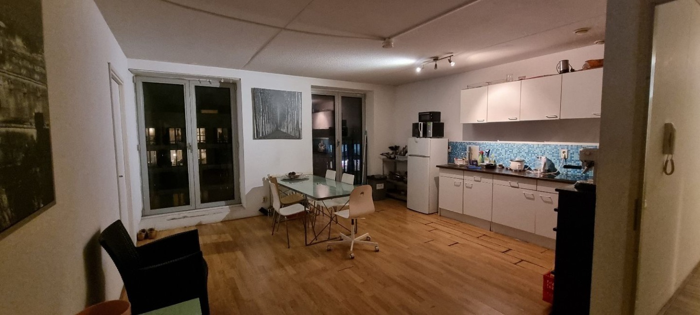 For rent: Amsterdam / €1095 p.m. / 160m2
