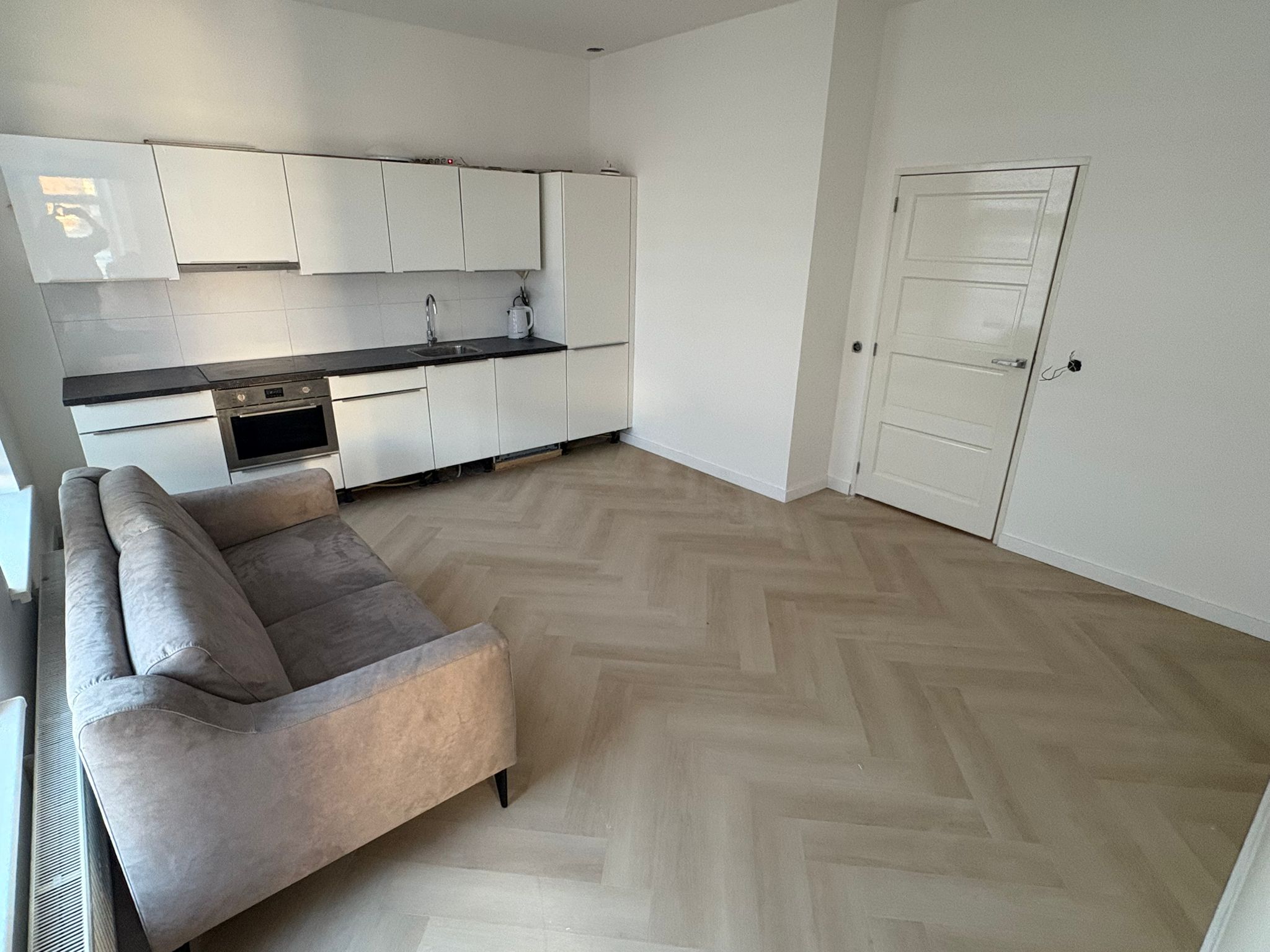 For rent: Rotterdam / €1450 p.m. / 26m2