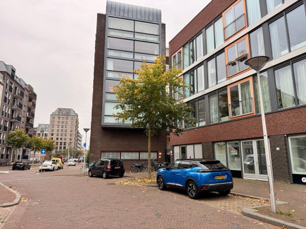 Te huur:  Utrecht  / €24752500 p.m. / 74m2