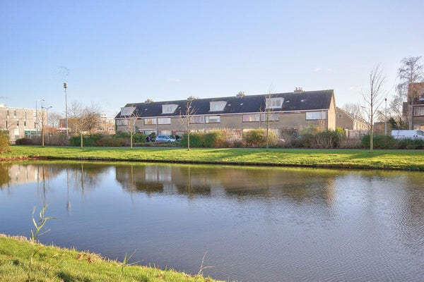 For rent: Nieuw-Vennep / €1750 p.m. / 120m2