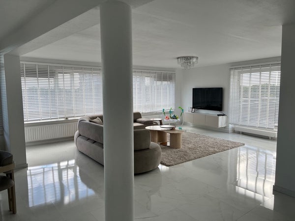 For rent: Eindhoven / €1000 p.m. / 200m2