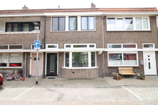 For rent:  Breda  / €2350 p.m. / 106m2