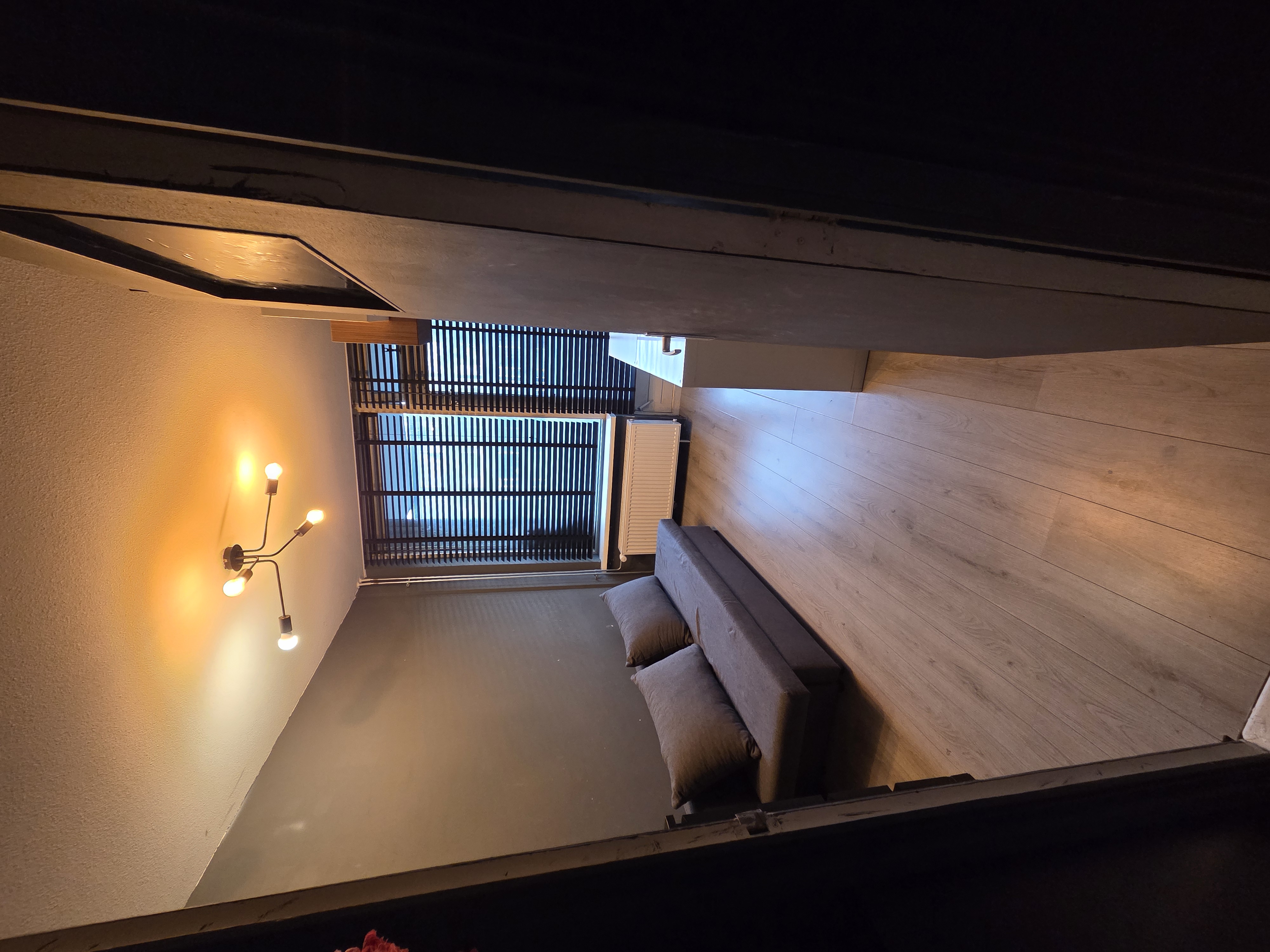 Te huur: Amsterdam / €1300 p.m. / 10m2