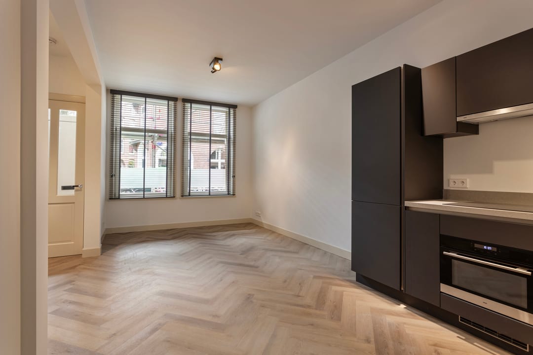For rent: Amsterdam / €2300.00 p.m. / 52.00m2