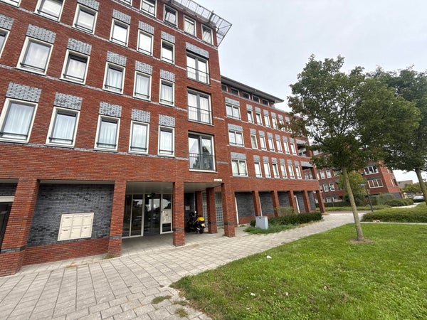 For rent: Hoofddorp / €1173 p.m. / 64m2